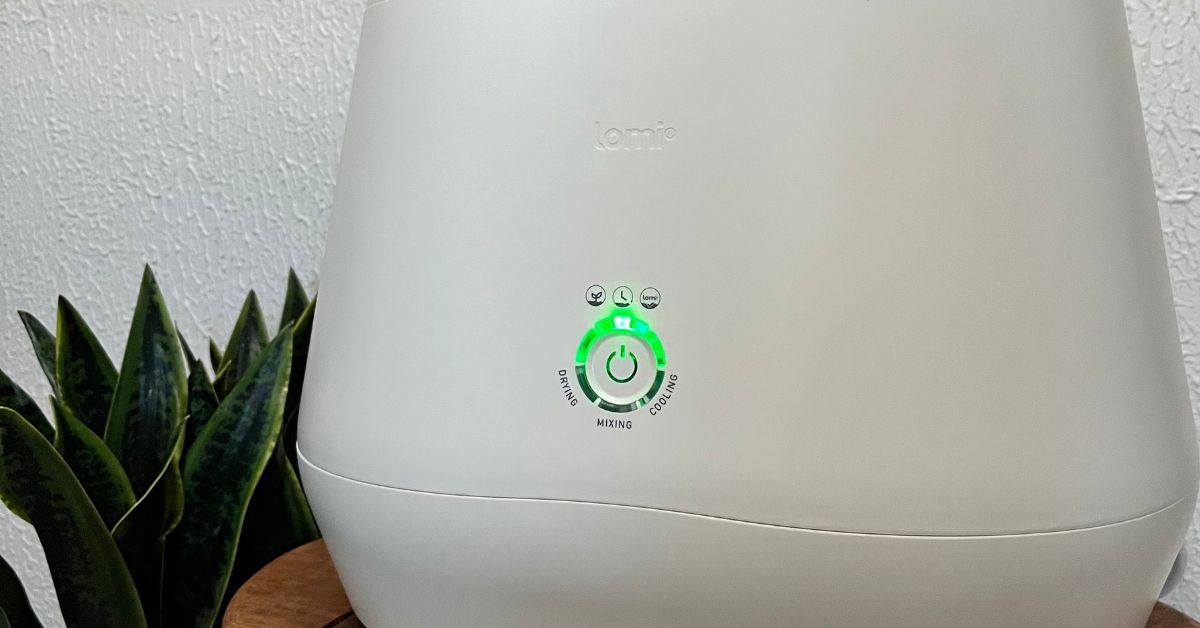 Electric Composter Turns Food Scraps into Dirt (Lomi Review)